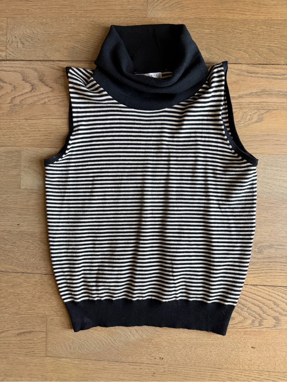 Elle Grey Sleeveless Striped Turtleneck Sweater - Black & White